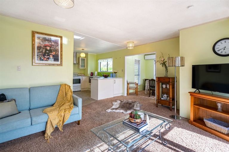 Photo of property in 2/30 Bentley Avenue, Glenfield, Auckland, 0629