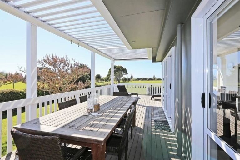 Photo of property in 8 Gilray Place, Waimarama, 4294