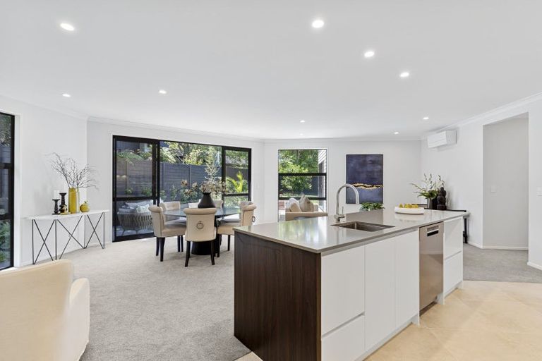 Photo of property in 17 Fordyce Avenue, Sunnyhills, Auckland, 2010