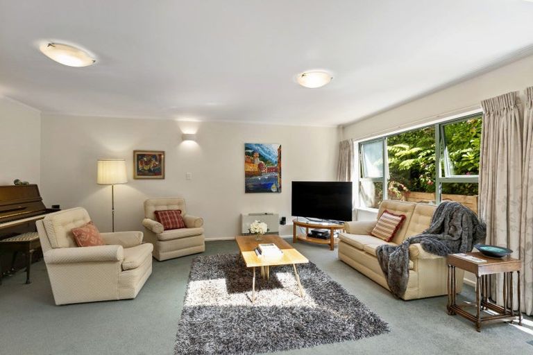 Photo of property in 26a Agra Crescent, Khandallah, Wellington, 6035