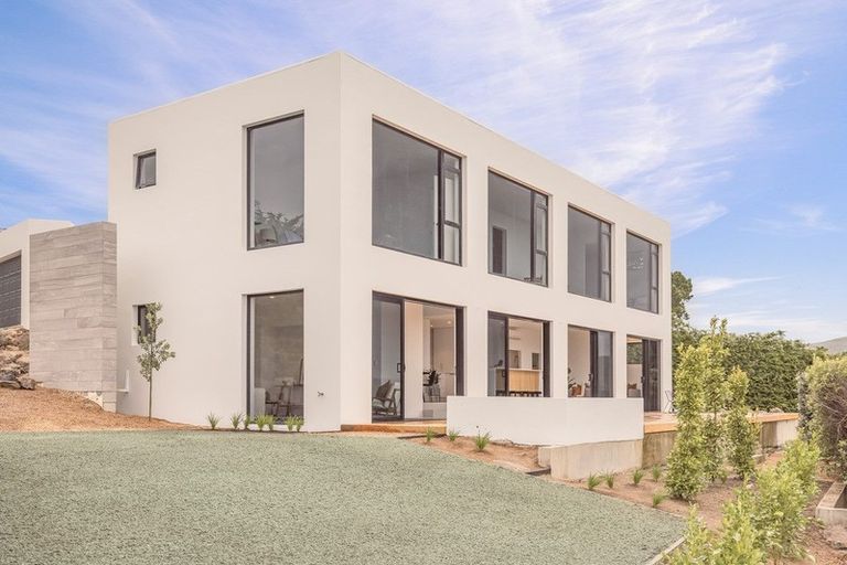 Photo of property in 280 Major Hornbrook Road, Mount Pleasant, Christchurch, 8081