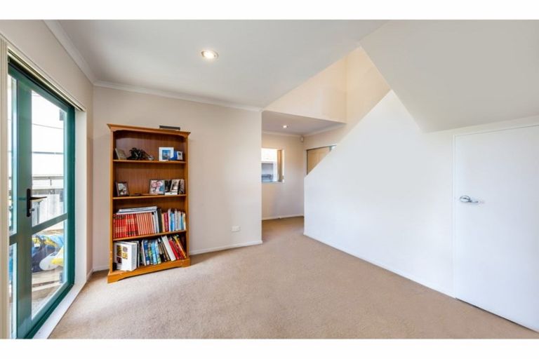 Photo of property in 19 Midshipman Court, Gulf Harbour, Whangaparaoa, 0930