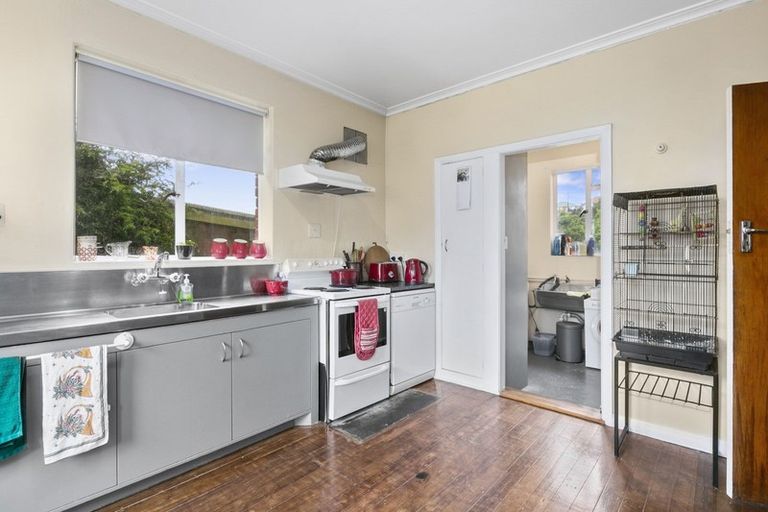 Photo of property in 1/182 Mornington Road, Kenmure, Dunedin, 9011