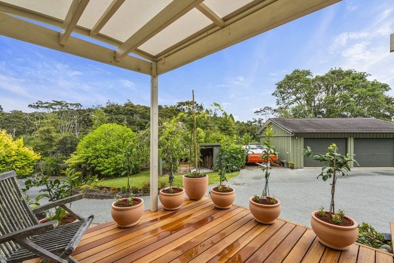 Photo of property in 1082 Sandspit Road, Sandspit, Warkworth, 0982