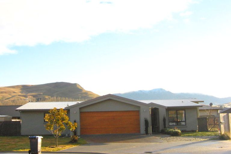 Photo of property in 3 Poolburn Court, Lake Hayes, Queenstown, 9304
