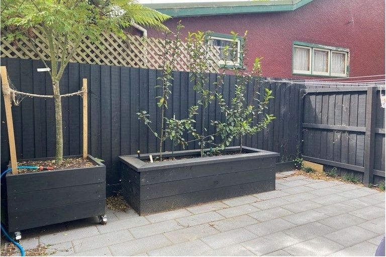 Photo of property in 3/3 Grove Road, Addington, Christchurch, 8024