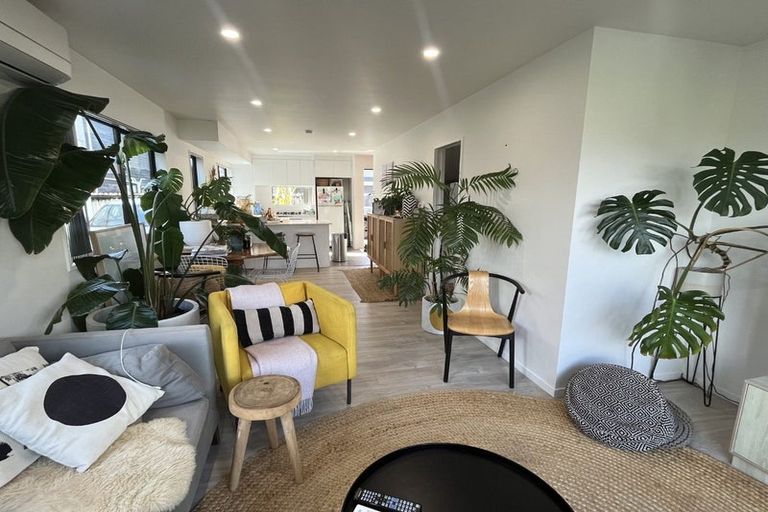 Photo of property in 94d Bay Street, Red Beach, 0932