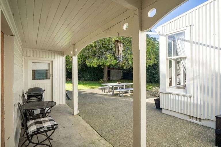 Photo of property in 22 Duke Street, Gladstone, Invercargill, 9810