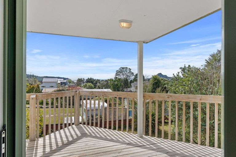 Photo of property in 52 Hinemoa Terrace, Tairua, 3508