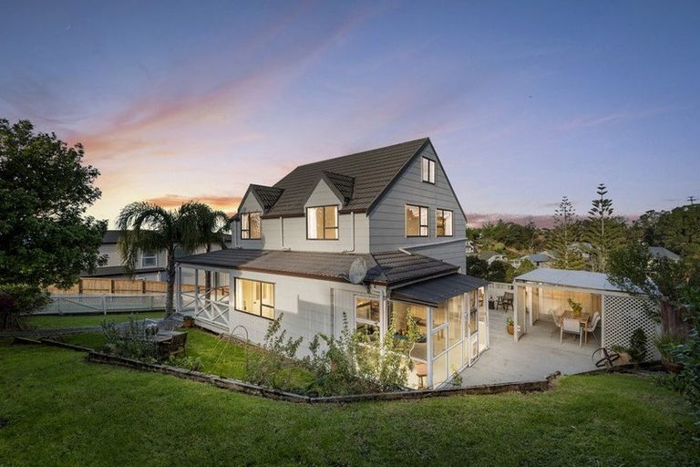 Photo of property in 1/163 Oaktree Avenue, Browns Bay, Auckland, 0630