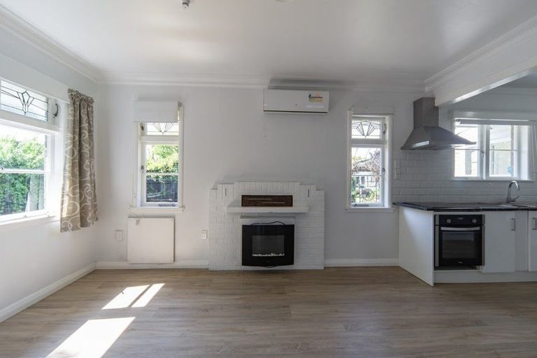 Photo of property in 92 Te Aroha Street, Hamilton East, Hamilton, 3216