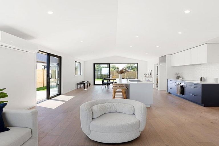 Photo of property in 36 Hugo Shaw Drive, Cambridge, 3434