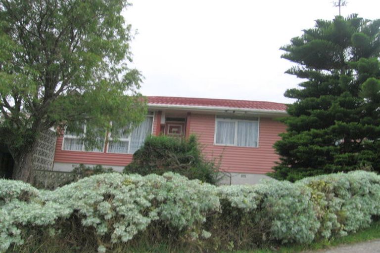Photo of property in 1 Anthony Street, Tawa, Wellington, 5028