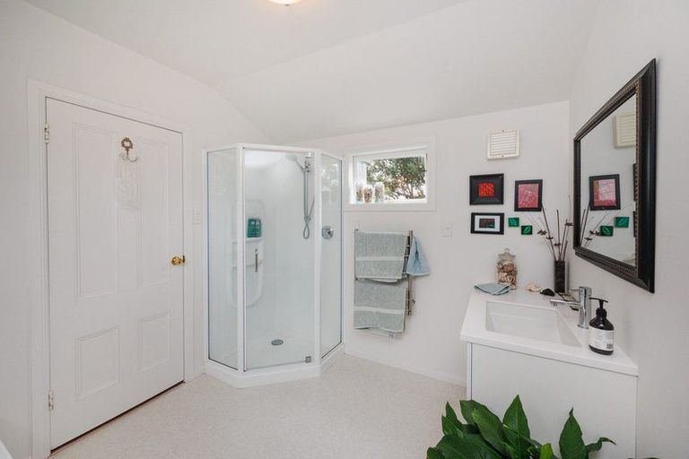 Photo of property in 21 Signal Street, Marton, 4710