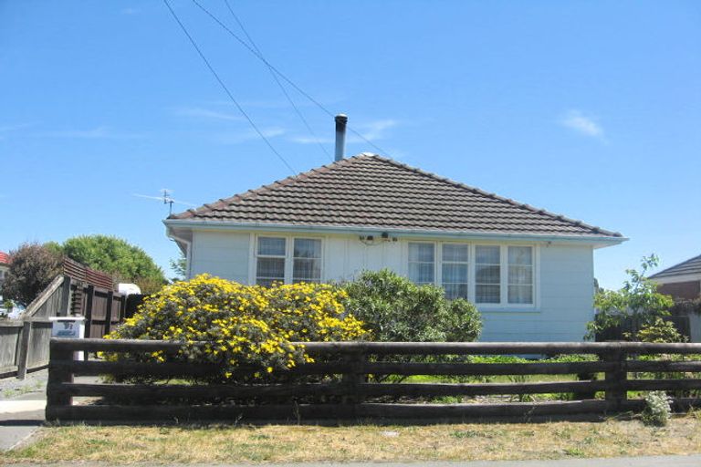 Photo of property in 73 Baynes Street, Burwood, Christchurch, 8083
