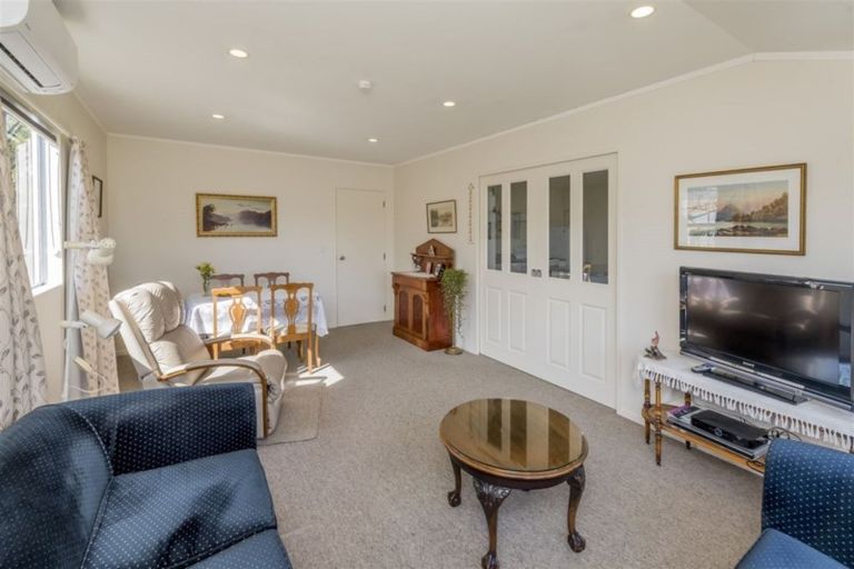 Photo of property in 170 Tiro Tiro Road, Levin, 5510