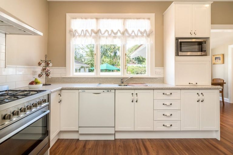 Photo of property in 20 Roa Road, Fendalton, Christchurch, 8041