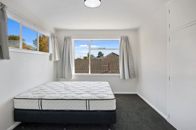 Photo of property in 76 Sawyers Arms Road, Northcote, Christchurch, 8052