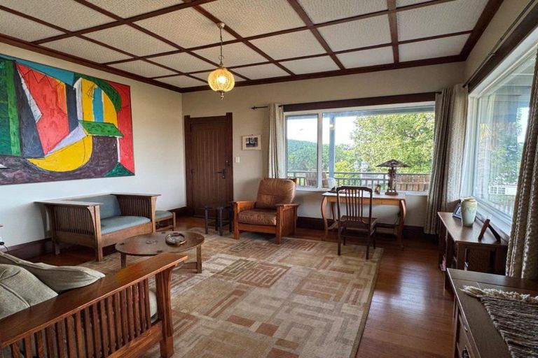 Photo of property in 6 Onslow Road, Bluff Hill, Napier, 4110