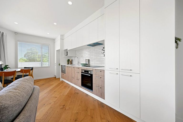 Photo of property in 4/24 Pickering Crescent, Chedworth, Hamilton, 3210