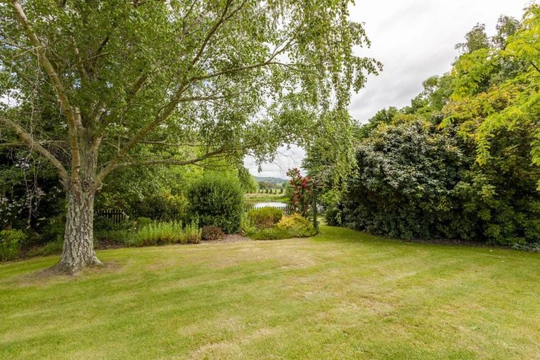 Photo of property in 294 Porangahau Road, Waipukurau, 4282