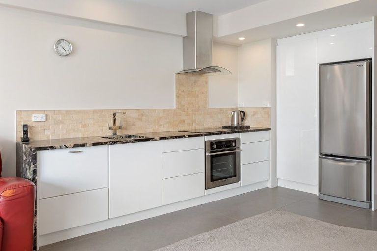 Photo of property in St Pauls Apartments, 70/43 Mulgrave Street, Thorndon, Wellington, 6011