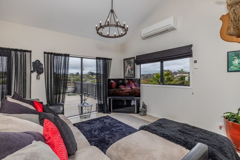 Photo of property in 27 Rarere Terrace, Kerikeri, 0230