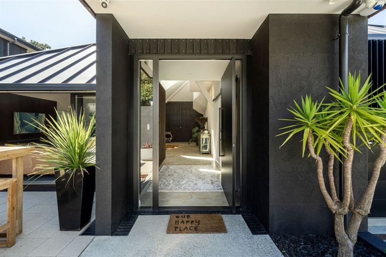 Photo of property in 16 Asbury Crescent, Campbells Bay, Auckland, 0630