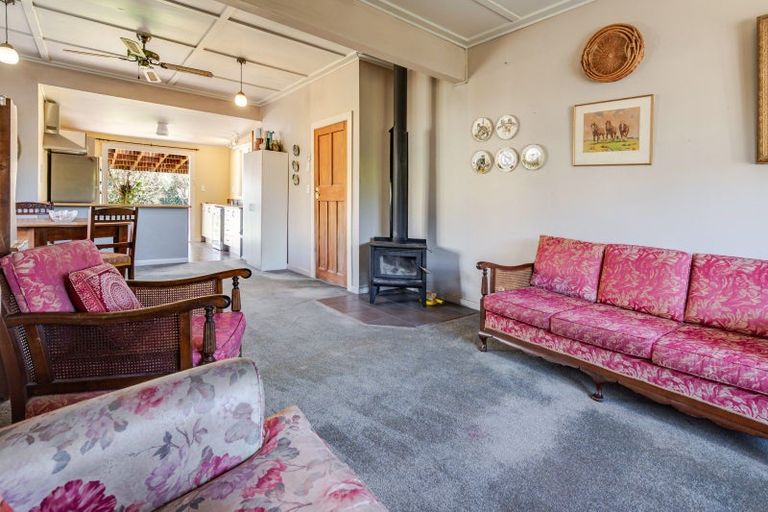 Photo of property in 39 Mcgreevy Street, Waipawa, 4210