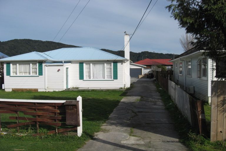 Photo of property in 23 Fitzherbert Road, Wainuiomata, Lower Hutt, 5014