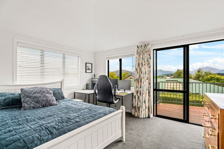 Photo of property in 77b Meadowstone Drive, Wanaka, 9305