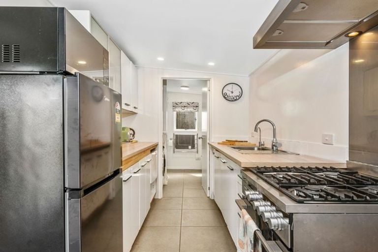 Photo of property in 7 Ferndale Drive, Snells Beach, 0920