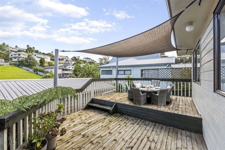 Photo of property in 52 Ferry Road, Arkles Bay, Whangaparaoa, 0932