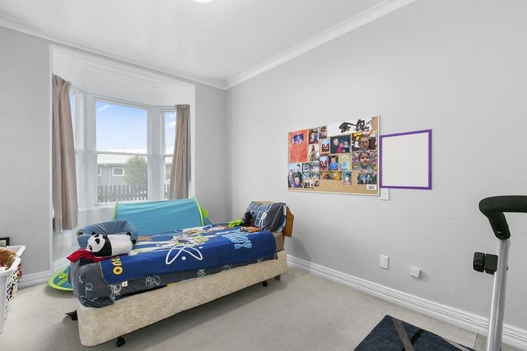 Photo of property in 25 Bathgate Street, South Dunedin, Dunedin, 9012