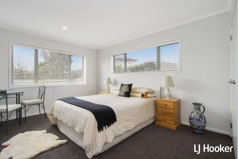 Photo of property in 17 Athenree Heights, Athenree, Waihi Beach, 3177