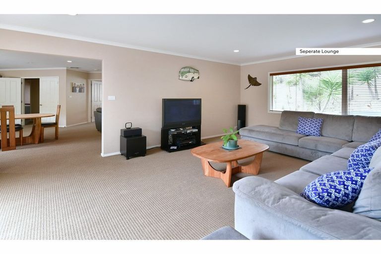 Photo of property in 52 Puhoi Road, Puhoi, Warkworth, 0994