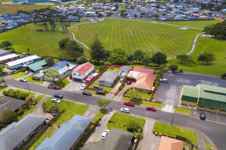 Photo of property in 24 Freda Place, Favona, Auckland, 2024