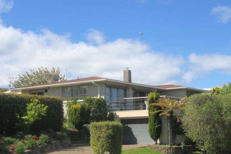 Photo of property in 1 Kensington Place, Richmond Heights, Taupo, 3330