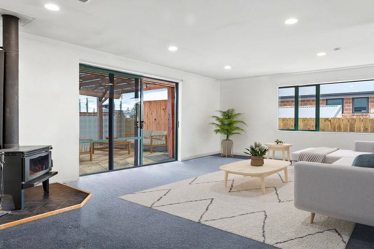 Photo of property in 21 Lakeland Avenue, Twizel, 7901