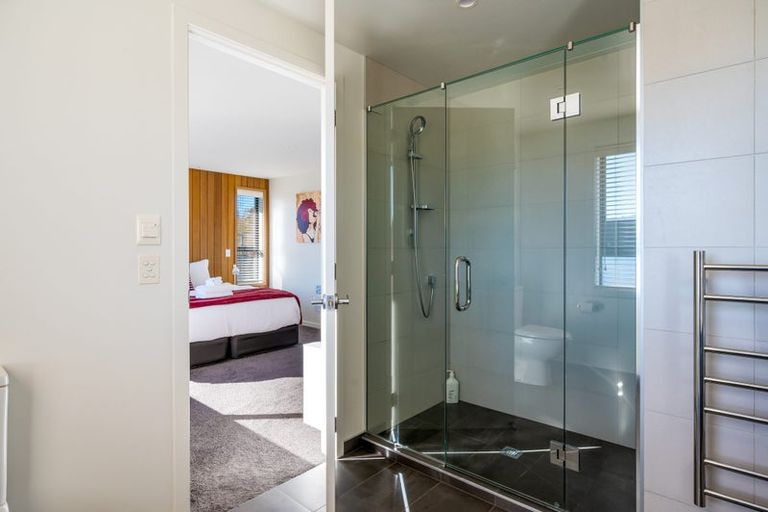 Photo of property in 45 Tenby Street, Wanaka, 9305