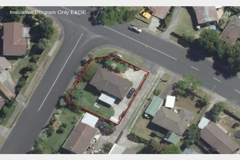 Photo of property in 73 Oreil Avenue, West Harbour, Auckland, 0618