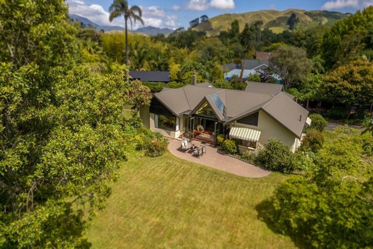 Photo of property in 459 Te Moana Road, Waikanae, 5036