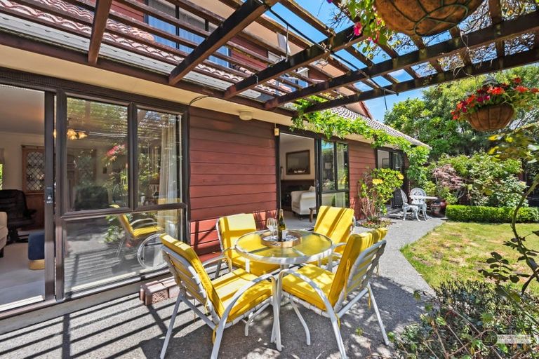 Photo of property in 29 Hinau Street, Woburn, Lower Hutt, 5011