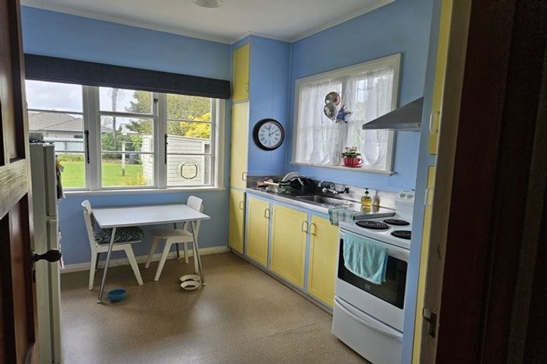 Photo of property in 41 Ihle Street, Terrace End, Palmerston North, 4410