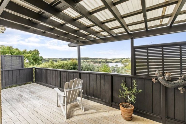 Photo of property in 8 Havilah View, Army Bay, Whangaparaoa, 0930