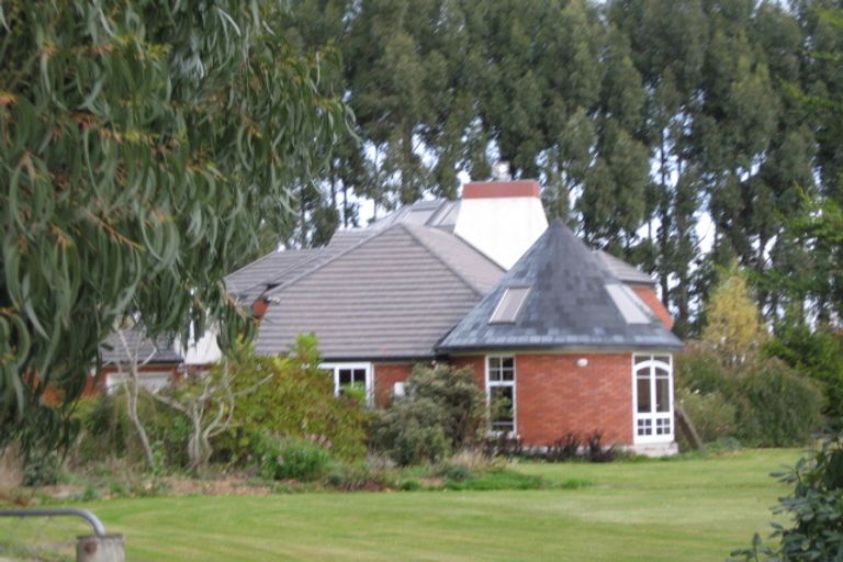 Photo of property in 21 Helensbrook Road, Milton, 9220