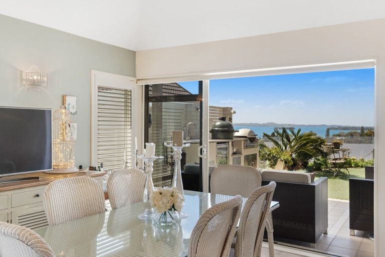 Photo of property in 44a Cook Street, Howick, Auckland, 2014