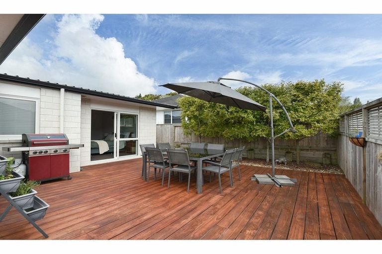 Photo of property in 57 Awataha Crescent, Pyes Pa, Tauranga, 3110