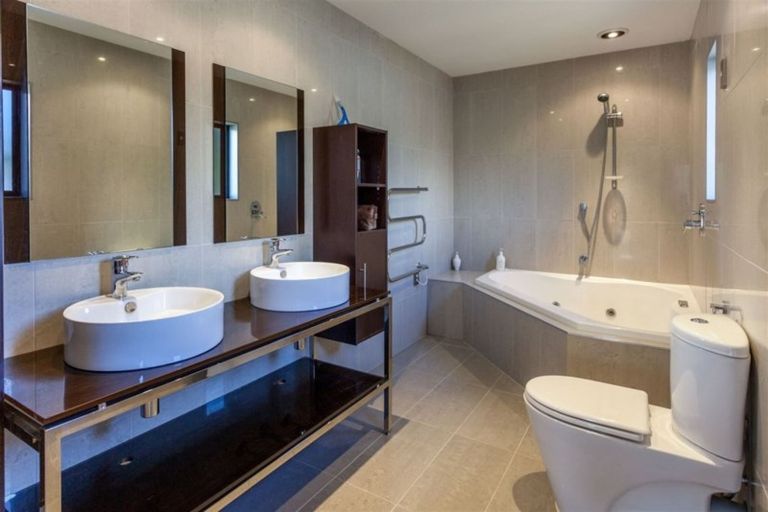 Photo of property in 124 Augusta Drive, Pauanui, Hikuai, 3579