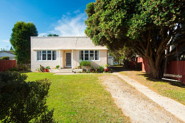 Photo of property in 14 Centennial Crescent, Te Hapara, Gisborne, 4010